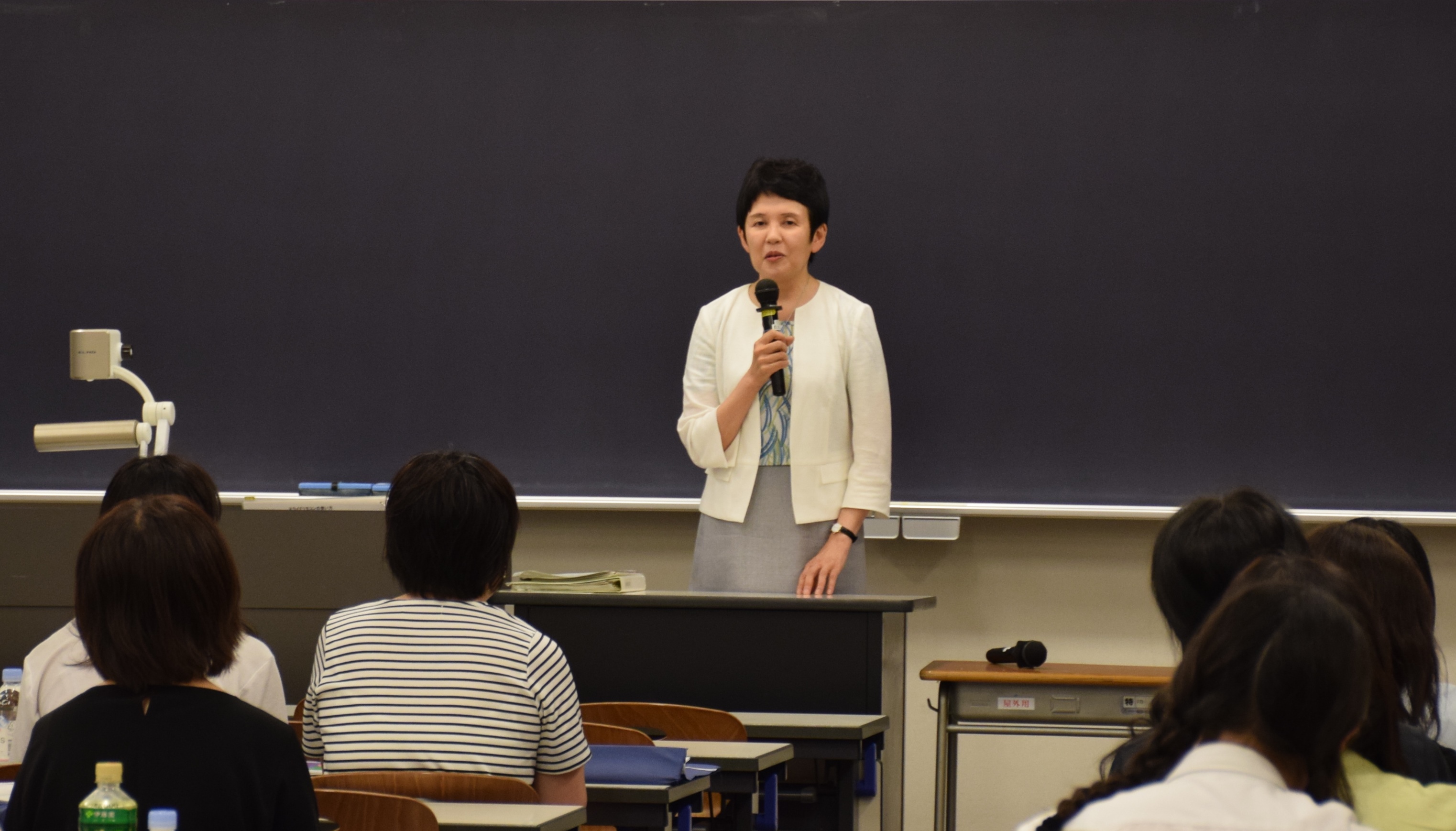 大場昌子学長代行によるご挨拶