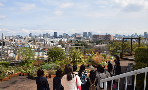 キャンパス見学ツアー